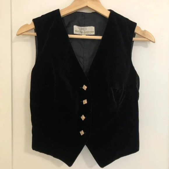 Vintage Boys Scottish Black Velvet Waistcoat Vest Diamond Button Size 14 Wedding - Picture 2 of 9